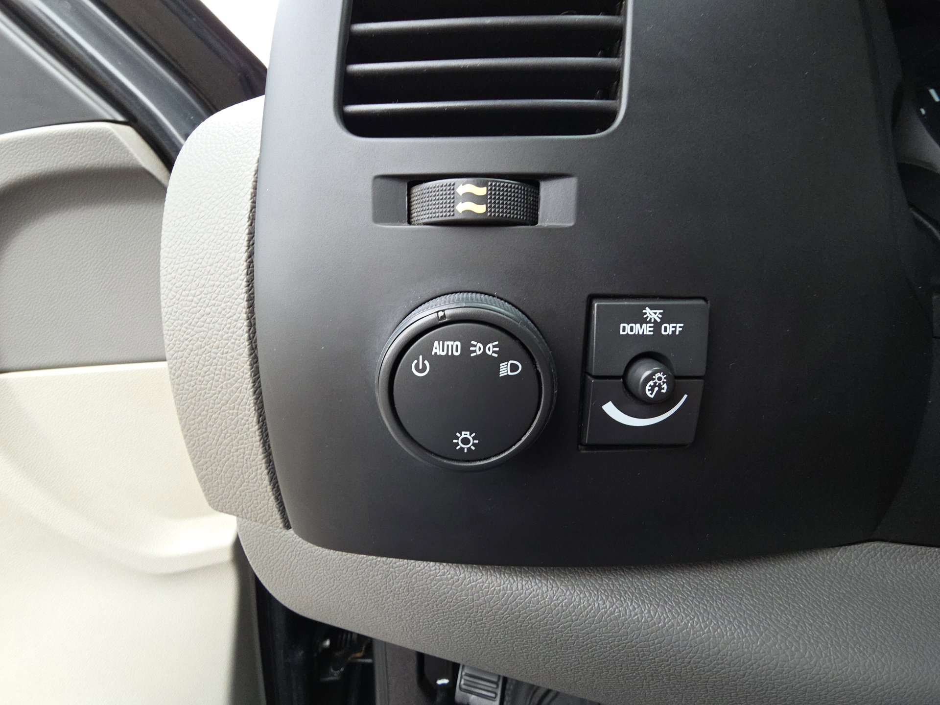 Used 2010 Chevrolet Silverado 1500 W/T w/ LS Package image 20