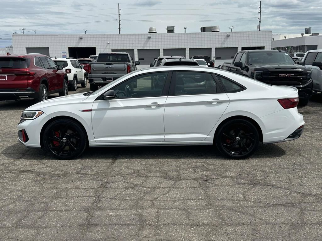 Certified 2024 Volkswagen Jetta GLI Autobahn w/ GLI Black Package image 2