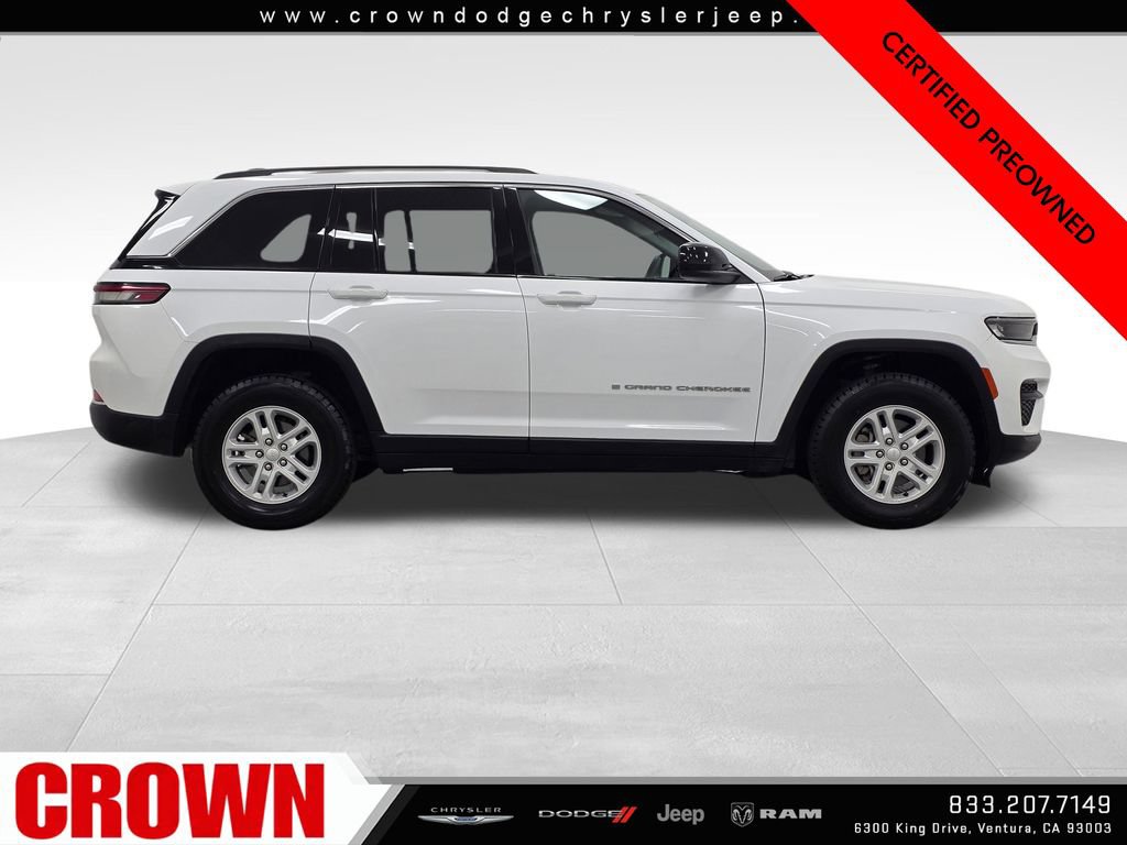 Used 2024 Jeep Grand Cherokee Laredo AWD/4WD image 8