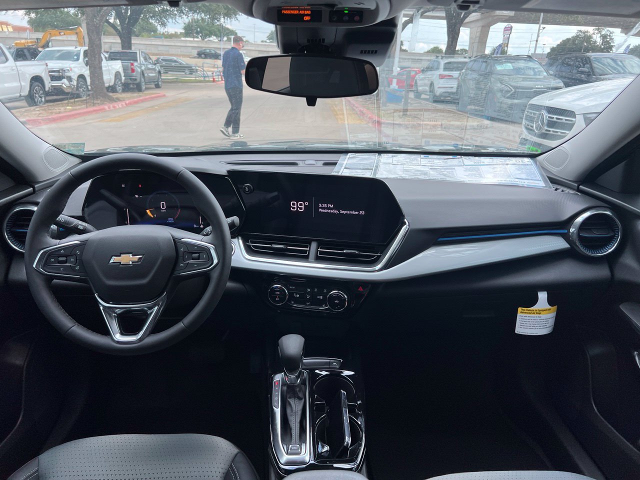 New 2026 Chevrolet Trax LT w/ LT Convenience Package FWD image 14