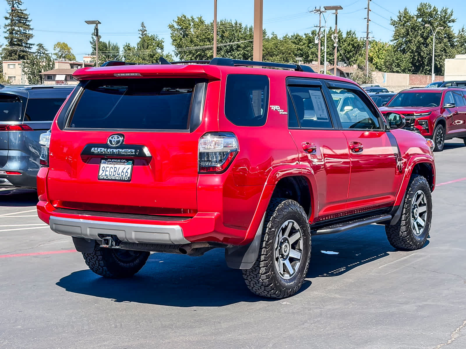Used 2023 Toyota 4Runner TRD Off-Road Premium w/ Moonroof Package AWD/4WD image 4