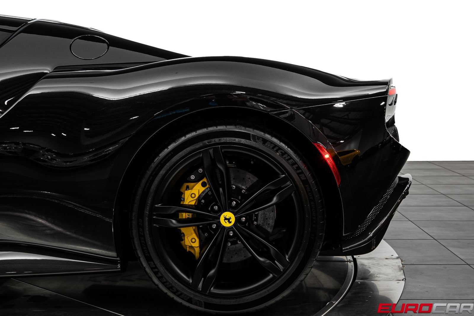Used 2024 Ferrari 296 GTB RWD image 20