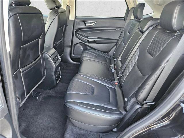Used 2024 Ford Edge Titanium image 18