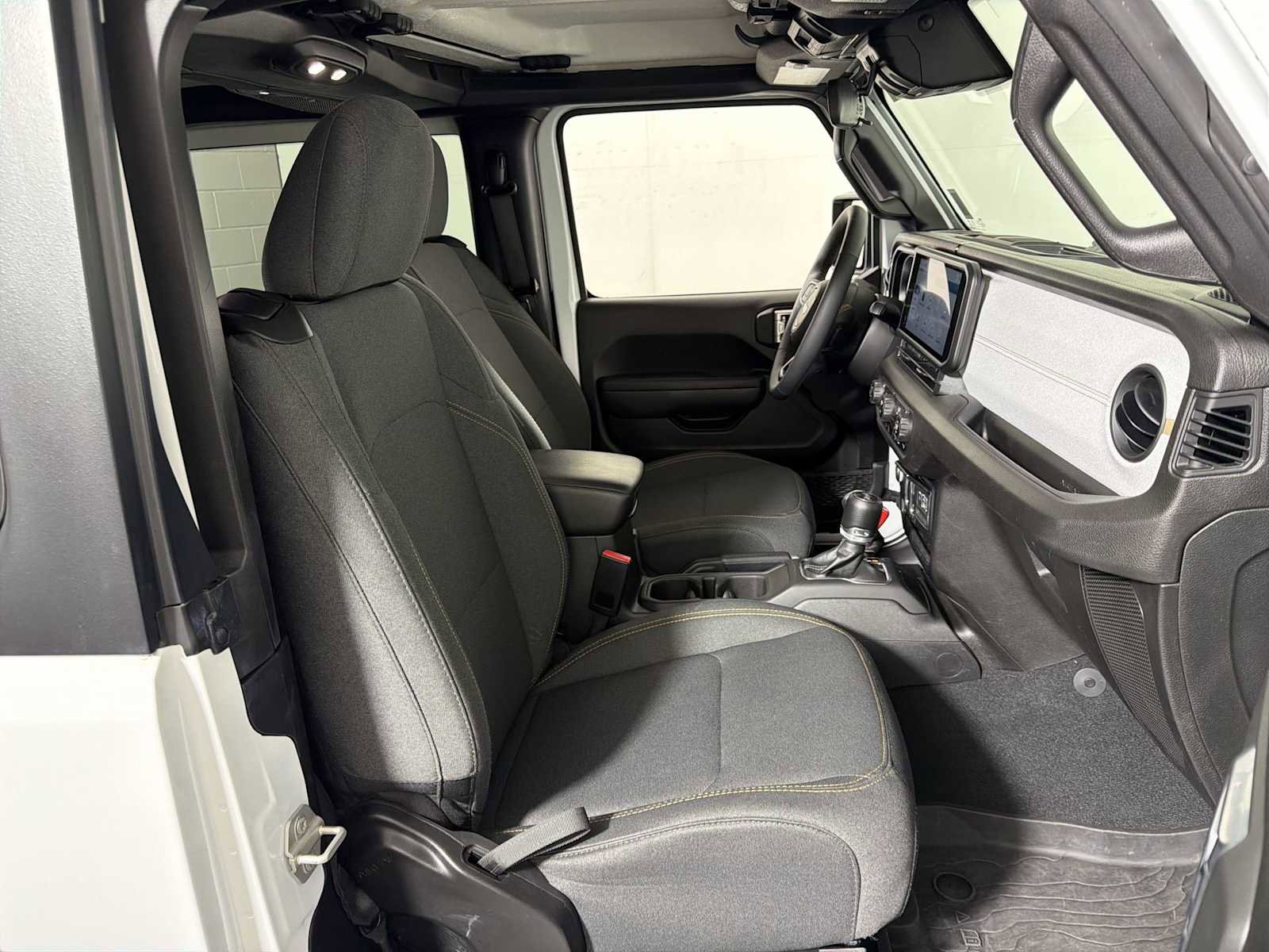 Used 2024 Jeep Wrangler Sport S image 20