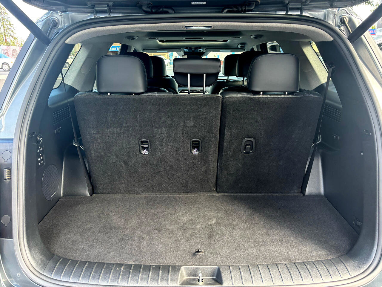 Used 2022 Hyundai Palisade Limited image 16