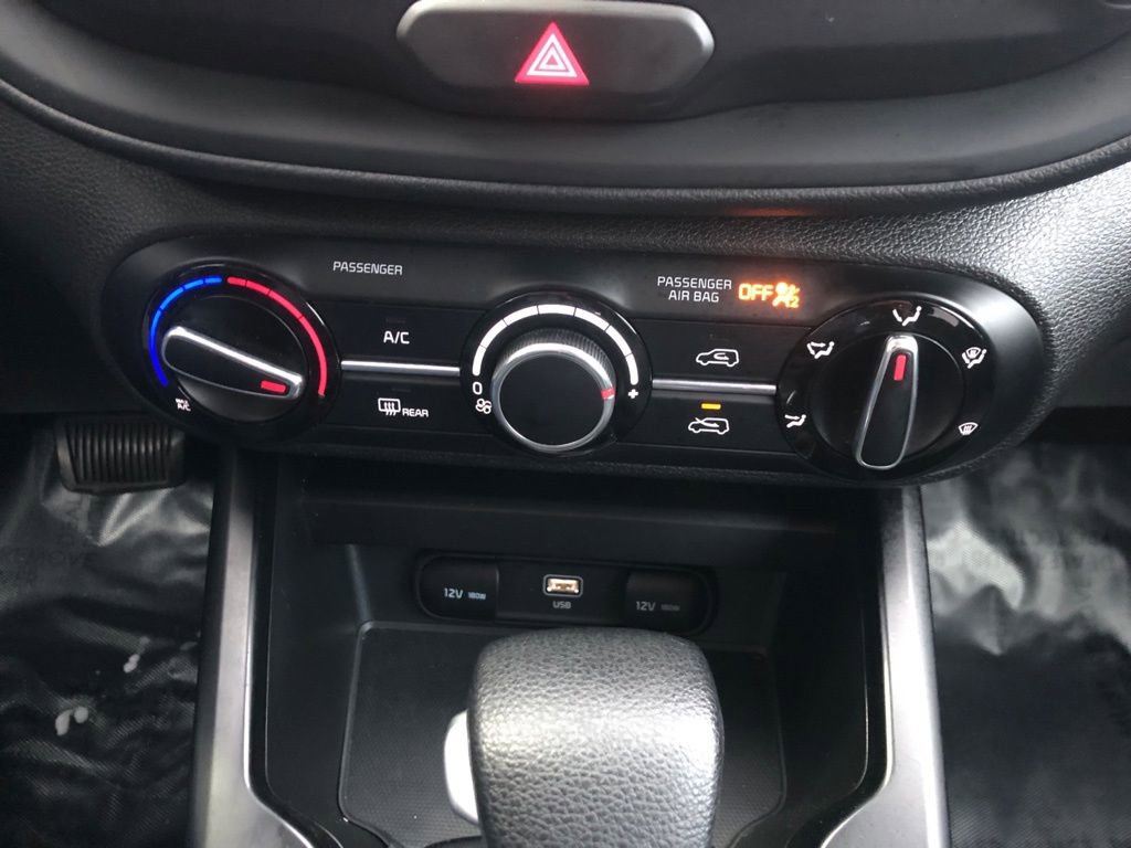 Used 2024 Kia Soul LX w/ Option Group 015 image 16