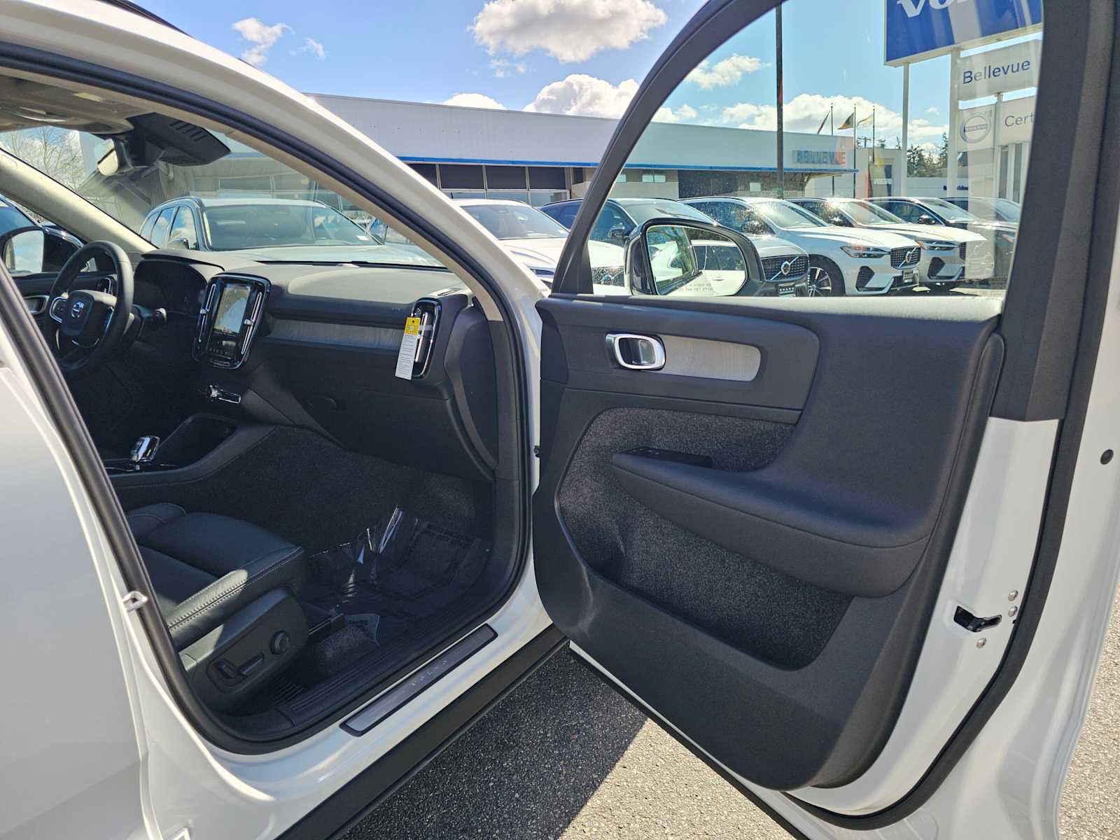 New 2026 Volvo XC40 B5 Plus w/ Protection Package Premier image 12