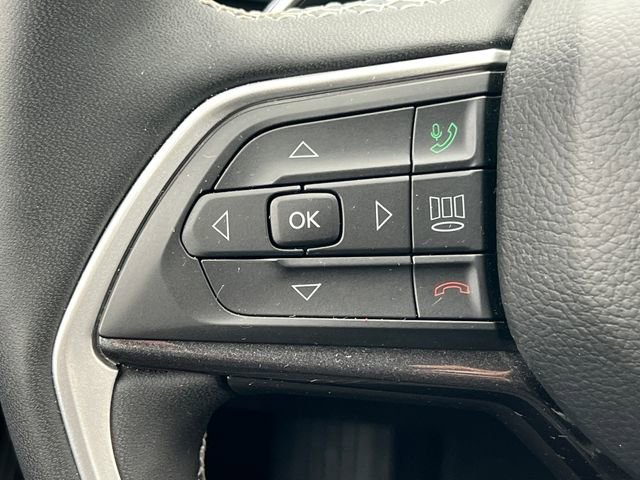 Used 2023 Jeep Grand Cherokee Altitude image 20