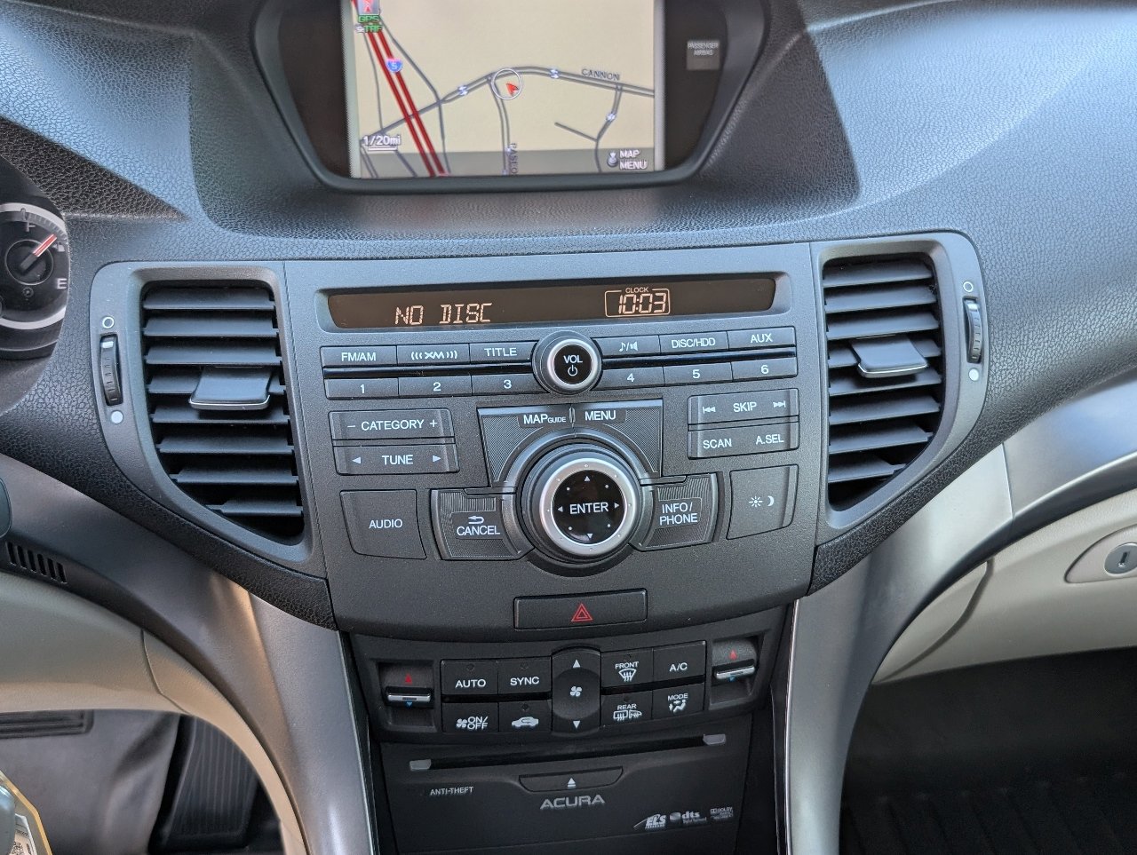 Used 2013 Acura TSX Sedan image 17