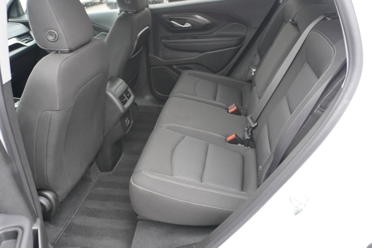 Used 2022 GMC Terrain SLE image 20