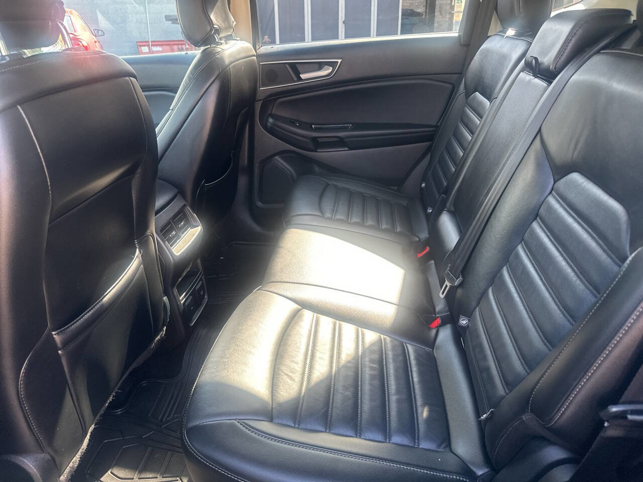 Used 2015 Ford Edge SEL w/ Equipment Group 201A image 11