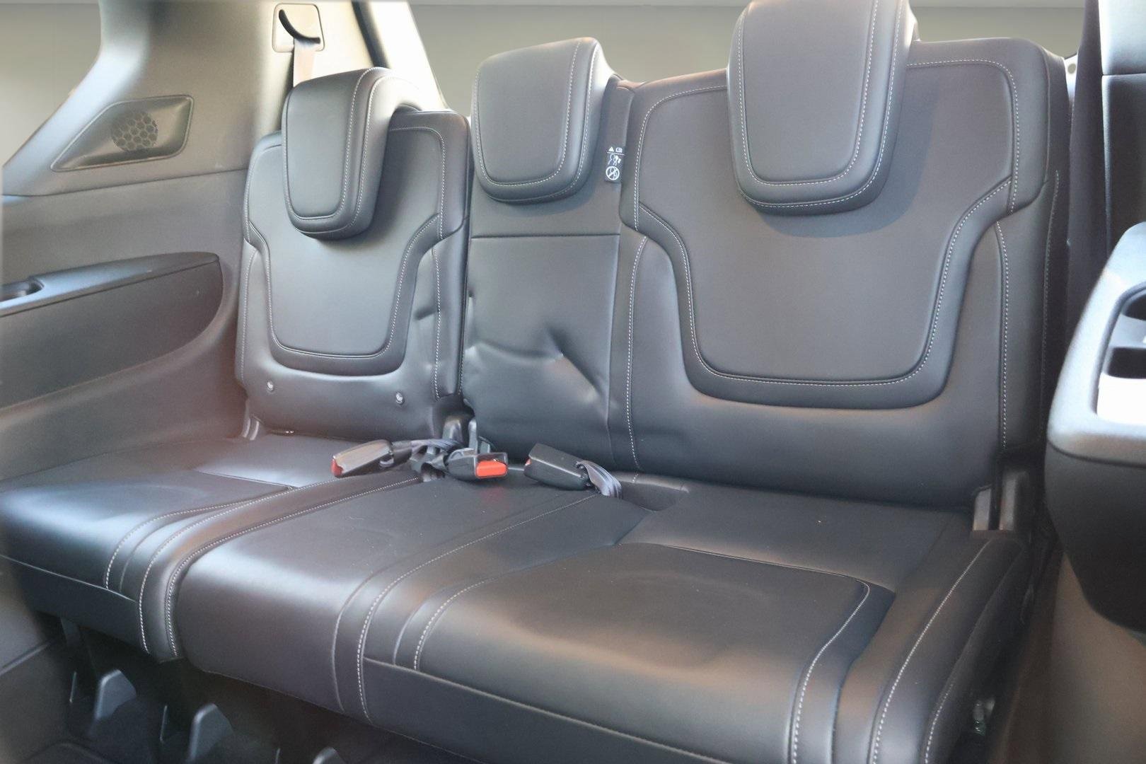 Used 2025 Nissan Armada PRO-4X w/ Pro-4X Premium Package image 13