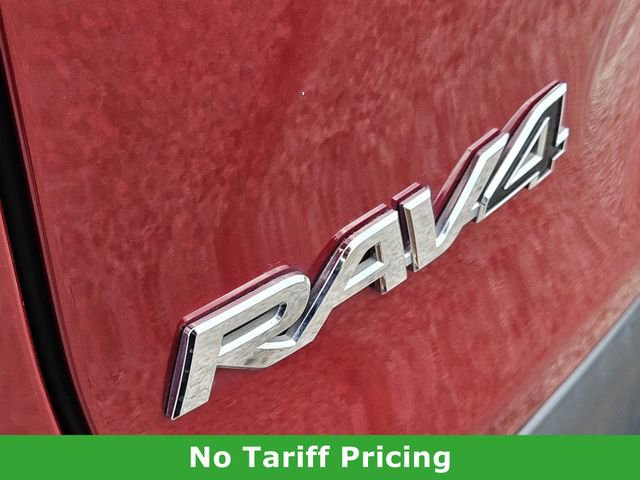 Used 2020 Toyota RAV4 XLE Premium image 10