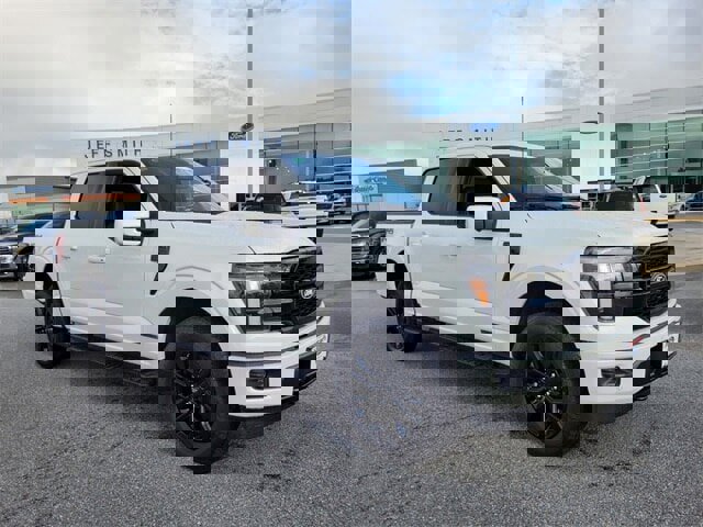 New 2025 Ford F150 Lariat w/ Equipment Group 501A Mid