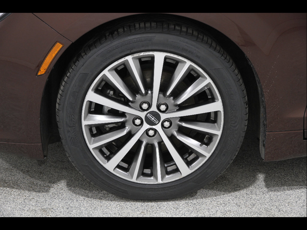 Used 2019 Lincoln MKZ Reserve image 24