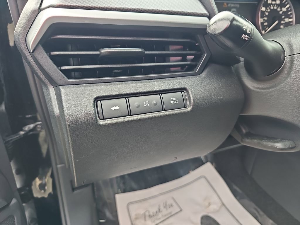 Used 2023 Nissan Altima 2.5 SR image 17