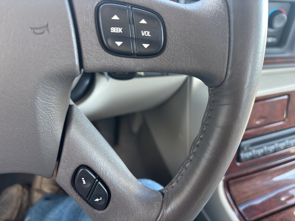 Used 2005 Cadillac Escalade EXT AWD/4WD image 16