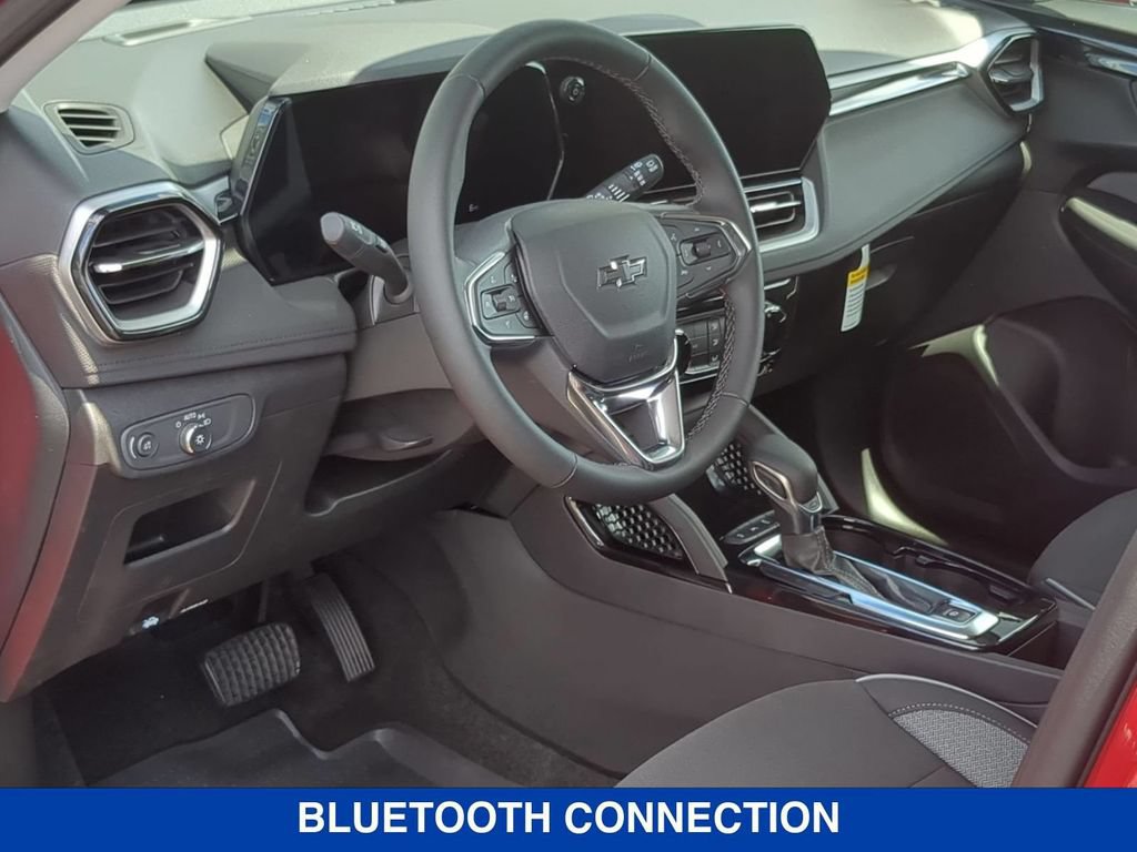 New 2026 Chevrolet TrailBlazer LT w/ Midnight Edition AWD/4WD image 11