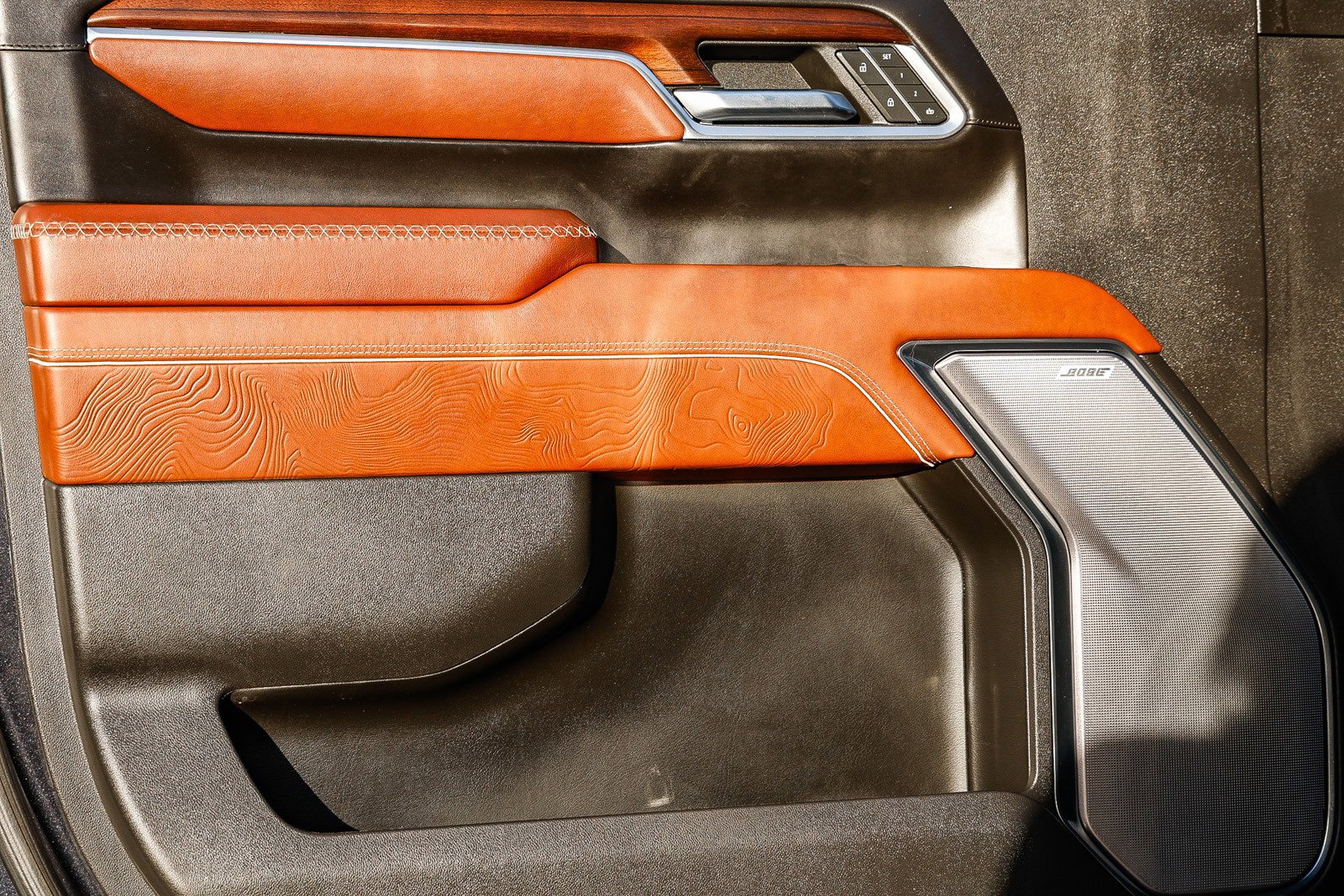 Used 2024 GMC Sierra 2500 Denali Ultimate image 21