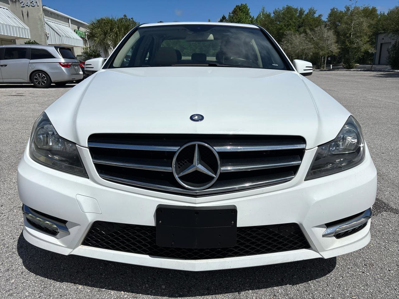 Used 2014 Mercedes-Benz C 250 Sedan image 3