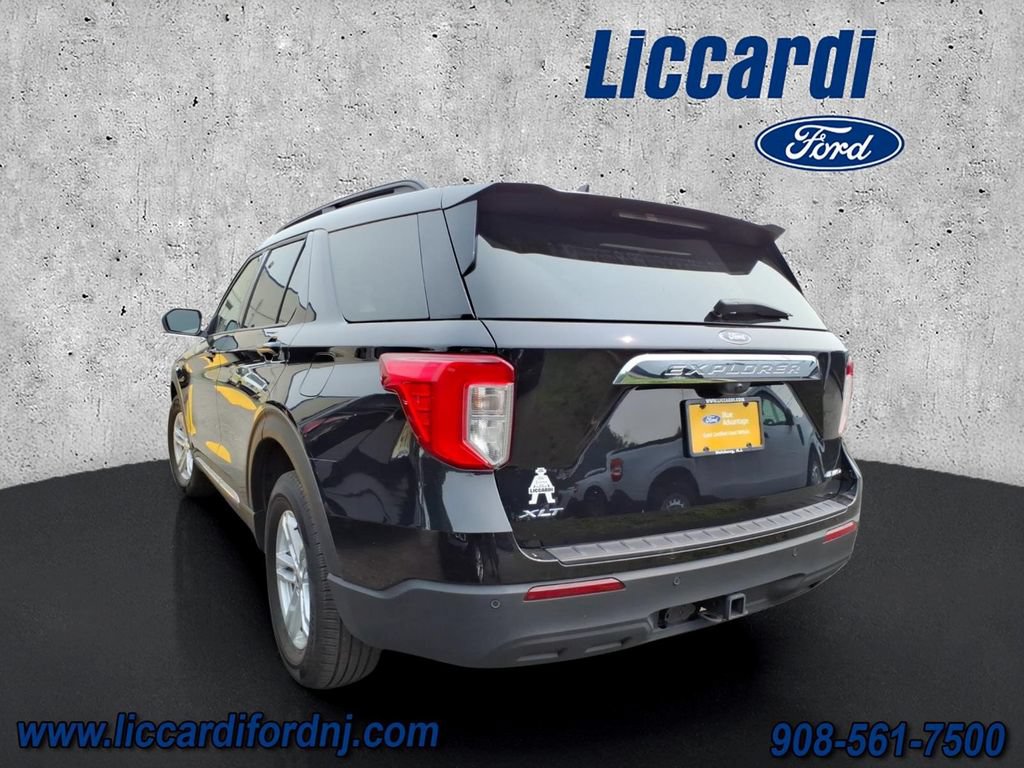 Certified 2024 Ford Explorer XLT w/ Class IV Trailer Tow Package AWD/4WD image 4