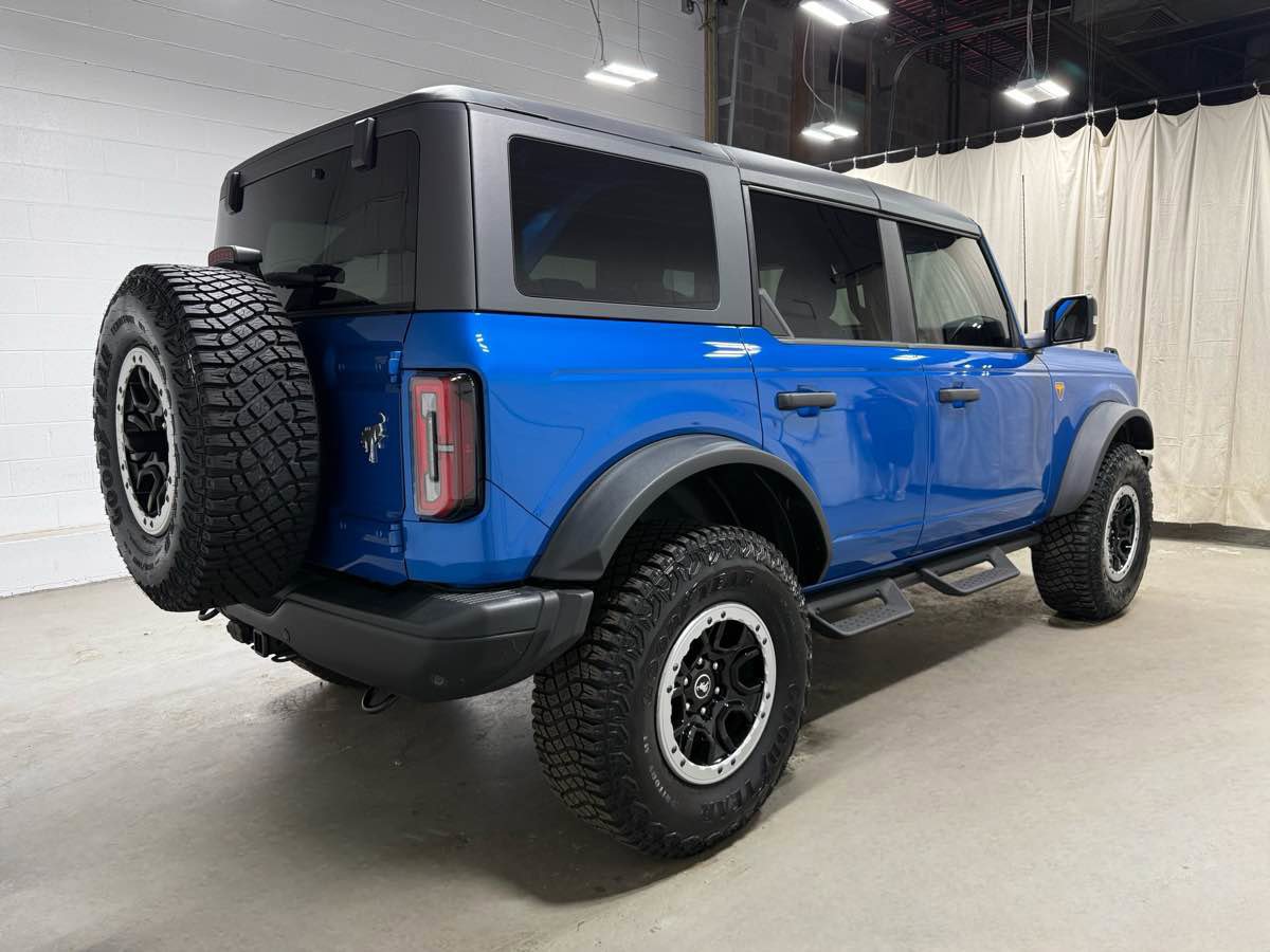 Used 2024 Ford Bronco Badlands image 4