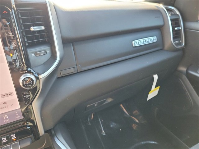 New 2026 RAM 1500 4x4 Crew Cab image 28