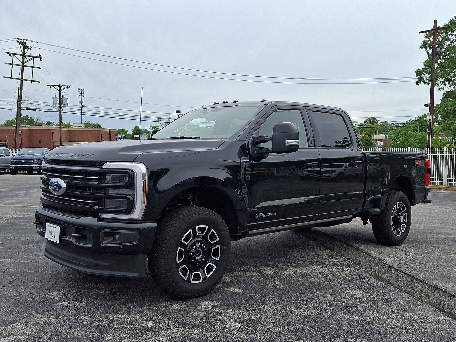 New 2026 Ford F350 Platinum w/ FX4 Off-Road Package AWD/4WD image 2
