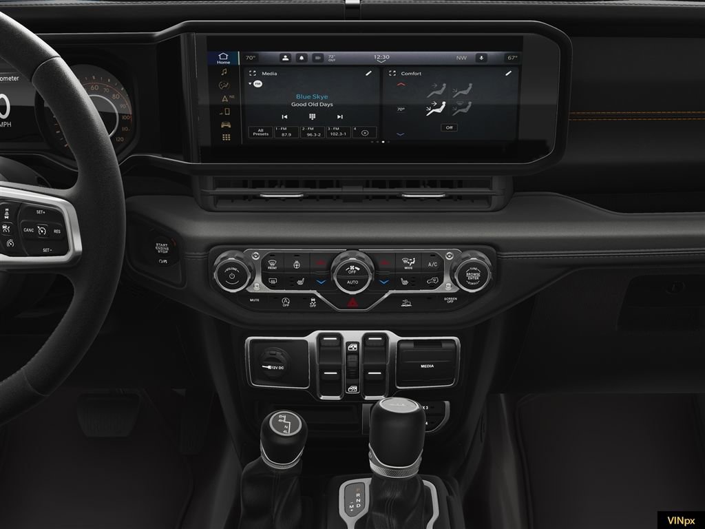 New 2025 Jeep Gladiator Sport image 18