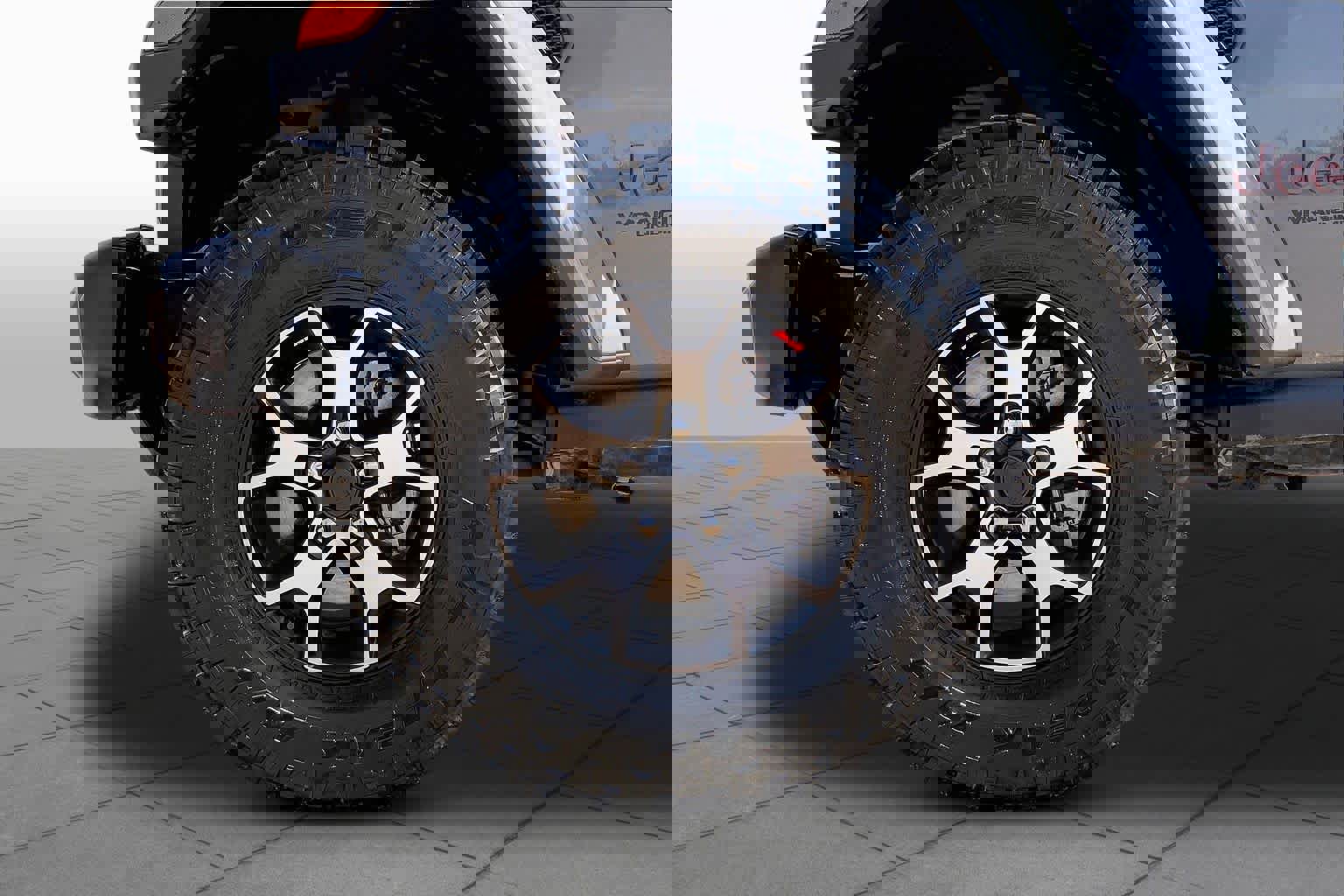 Used 2021 Jeep Wrangler Unlimited Rubicon AWD/4WD image 11