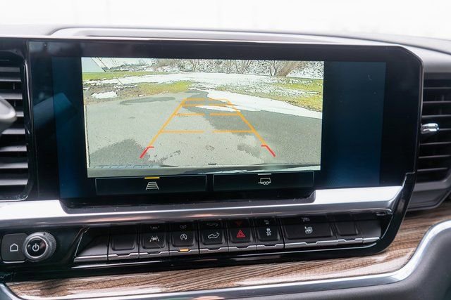 Used 2024 Chevrolet Silverado 1500 LT AWD/4WD image 26