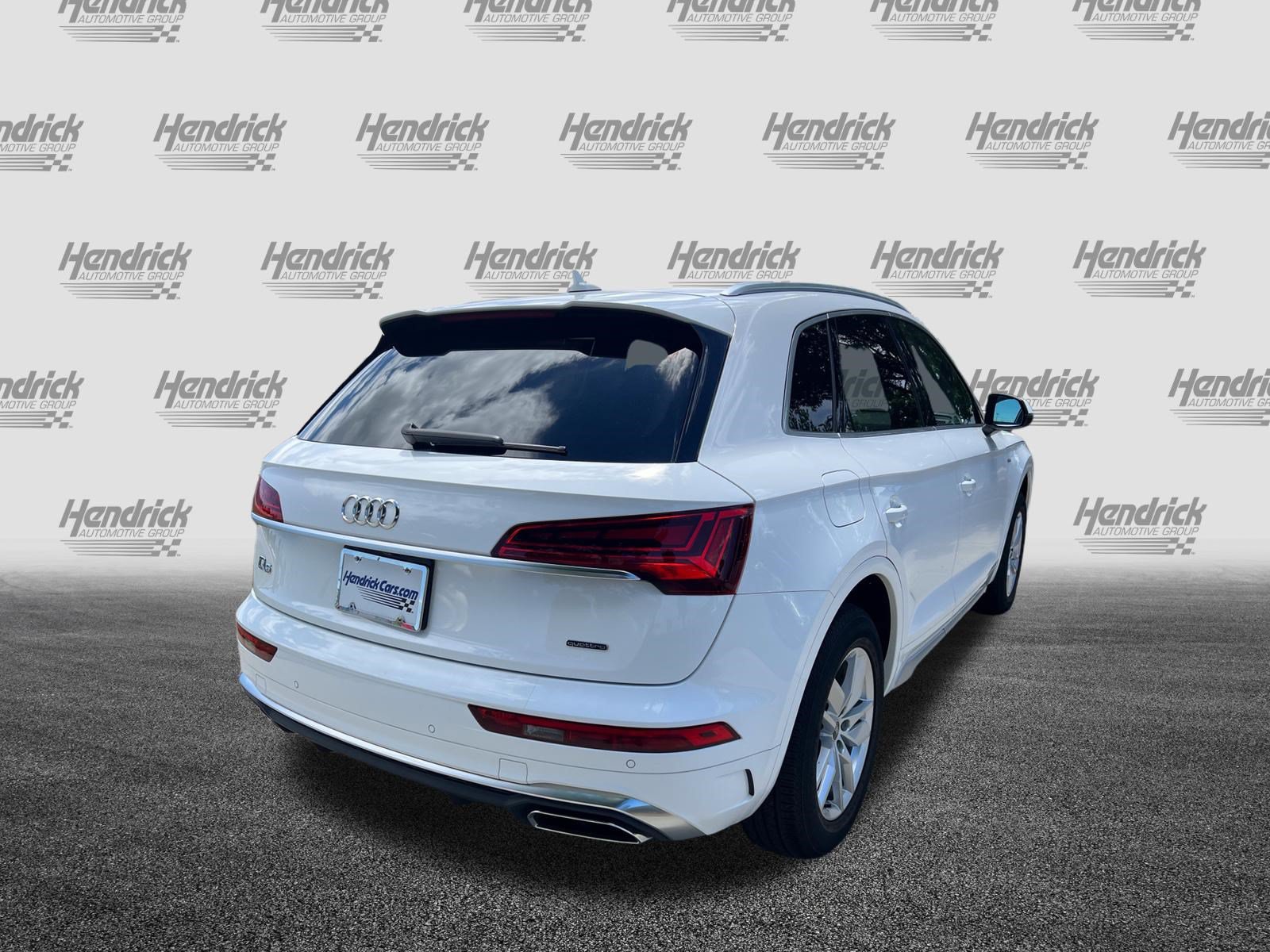 Certified 2023 Audi Q5 2.0T Premium w/ Convenience Package AWD/4WD image 9