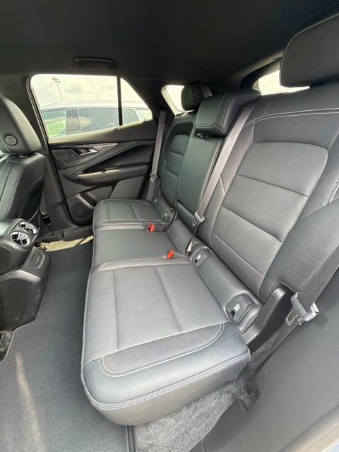 Used 2024 Chevrolet Blazer EV LT AWD/4WD image 29
