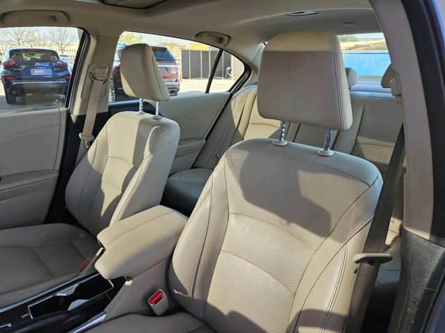 Used 2017 Honda Accord EX-L image 20