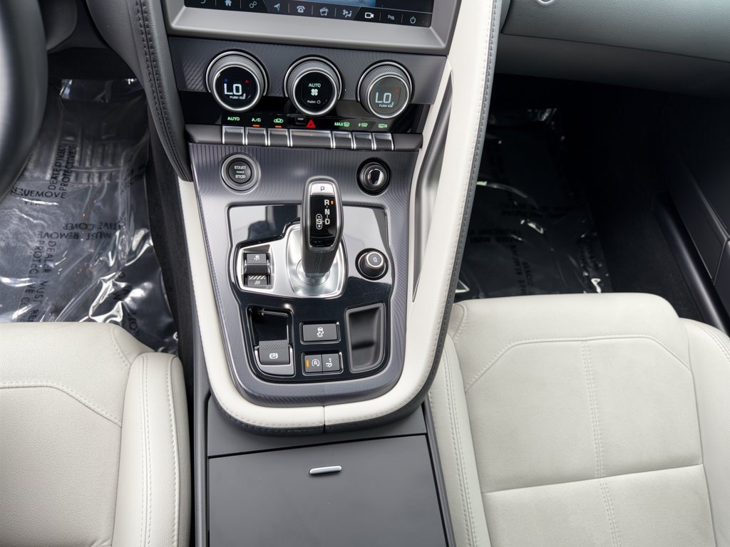 Used 2020 Jaguar F-TYPE Coupe RWD image 21