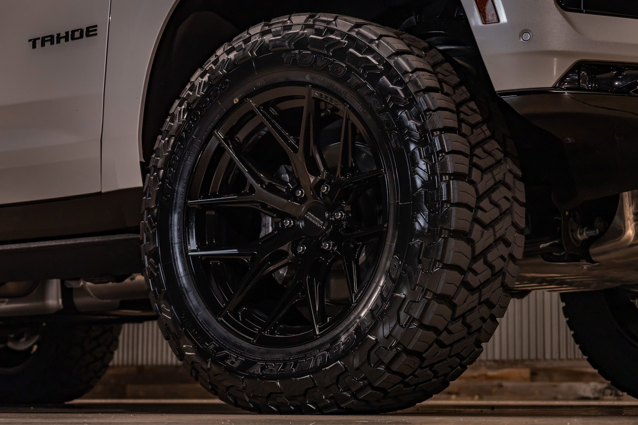 Used 2025 Chevrolet Tahoe Z71 w/ Z71 Off-Road Package image 16