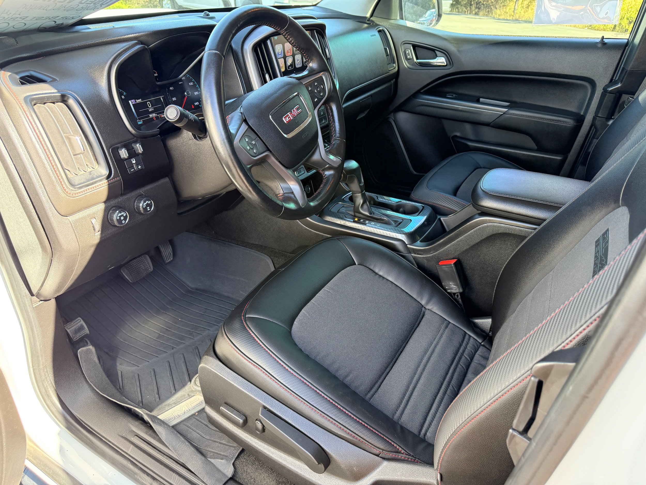 Used 2018 GMC Canyon All Terrain w/ All Terrain X Package AWD/4WD image 12