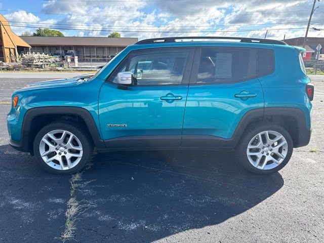 Used 2021 Jeep Renegade Latitude w/ Convenience Group AWD/4WD image 3