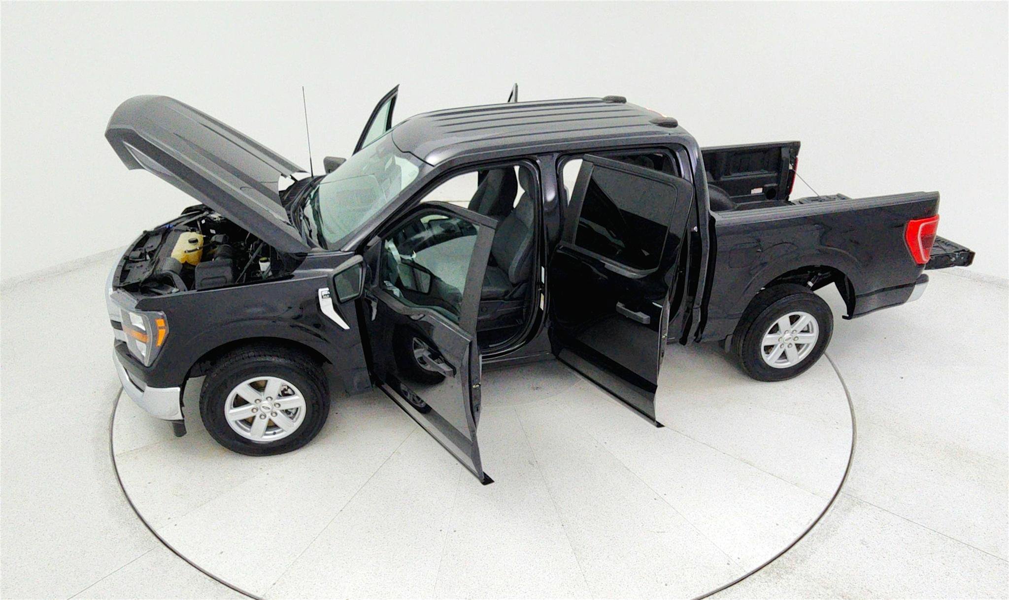 Used 2023 Ford F150 XLT RWD image 9