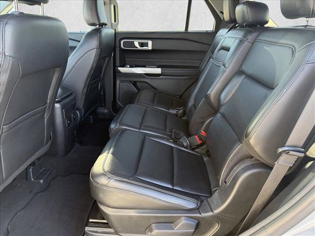 Used 2024 Ford Explorer XLT w/ Equipment Group 202A image 21