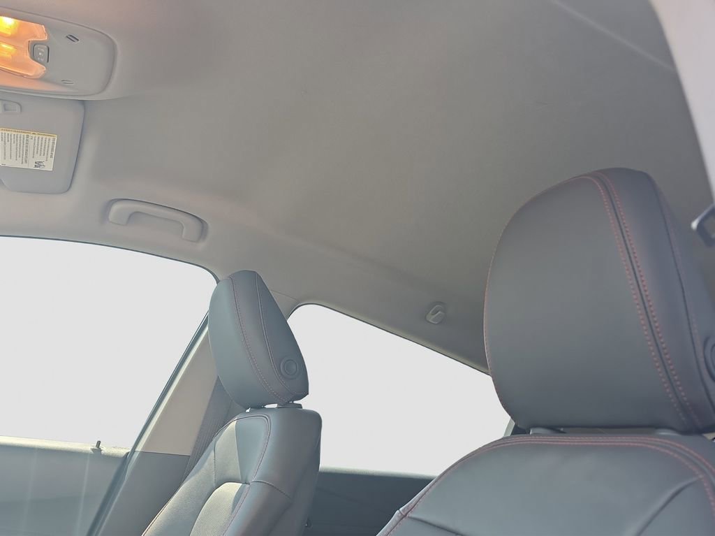 Used 2020 Chevrolet Bolt Premier w/ Infotainment Package image 8