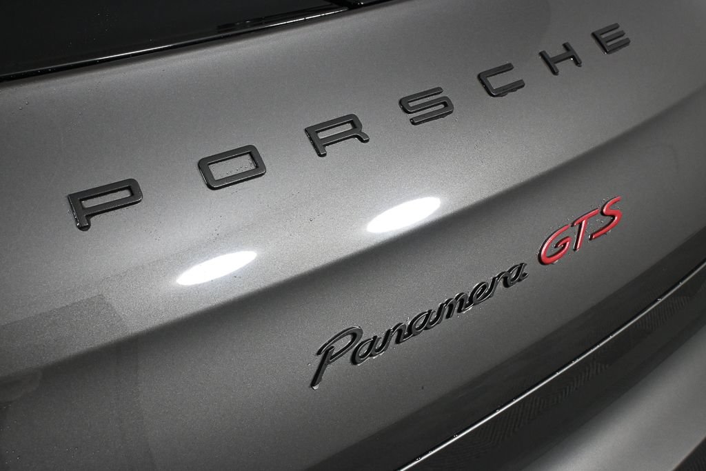 Used 2015 Porsche Panamera GTS AWD/4WD image 26