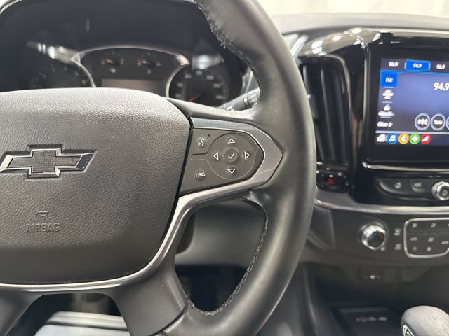 Used 2023 Chevrolet Traverse LT FWD image 21