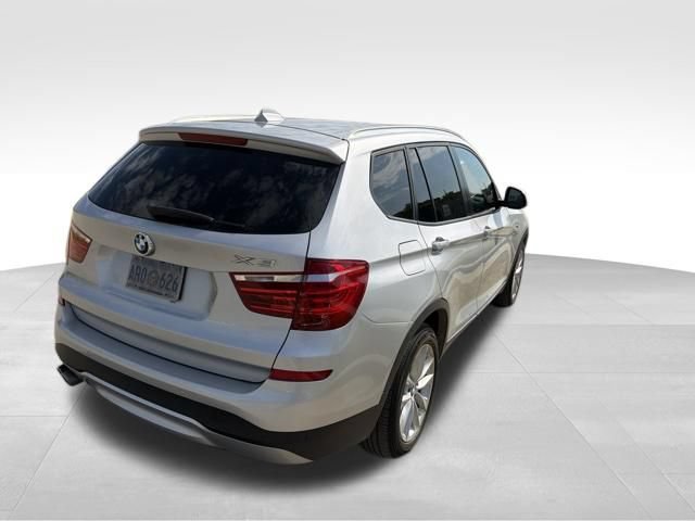 Used 2016 BMW X3 xDrive28i AWD/4WD image 4