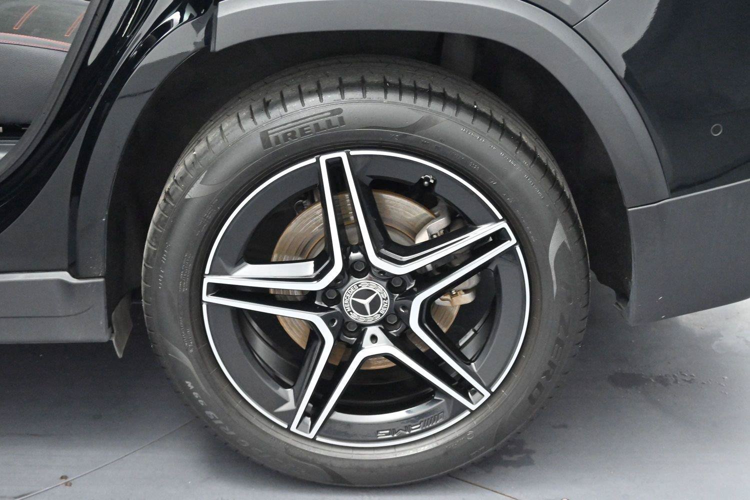 Used 2024 Mercedes-Benz GLB 250 image 33