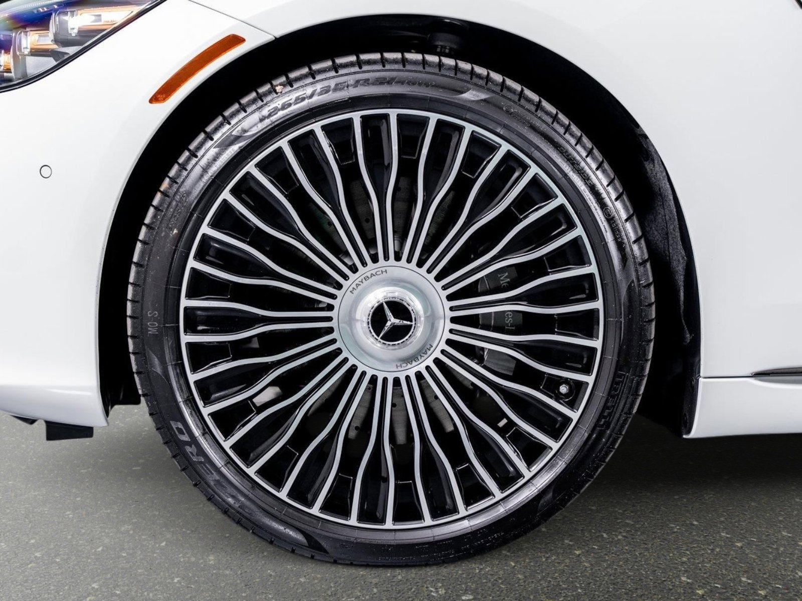Used 2025 Mercedes-Benz Maybach S 680 4MATIC image 24