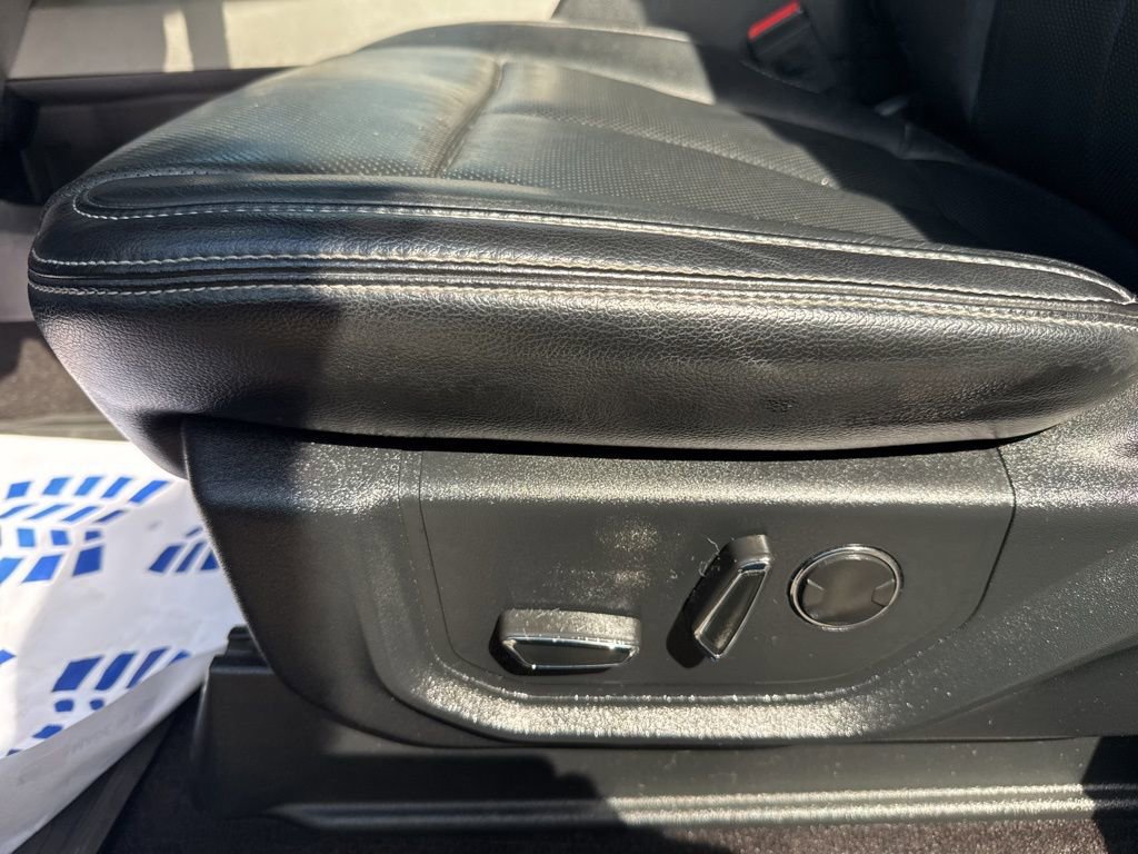 Used 2018 Ford F150 Lariat image 13