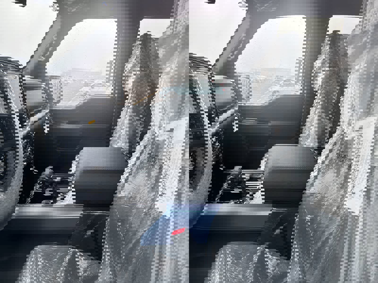 New 2026 Ford F150 XLT w/ Equipment Group 302A MID image 27