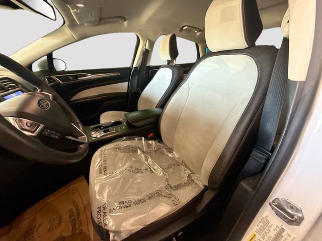 Used 2020 Ford Fusion SE w/ Equipment Group 151A image 20