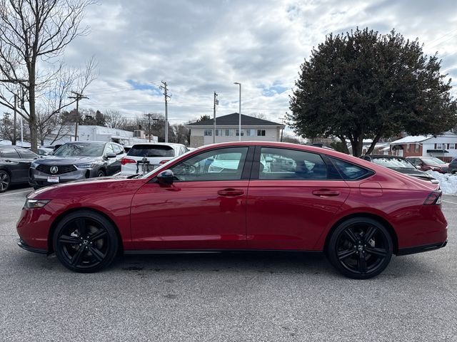 Used 2025 Honda Accord Sport image 2